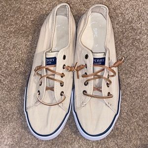 Sperry shoes